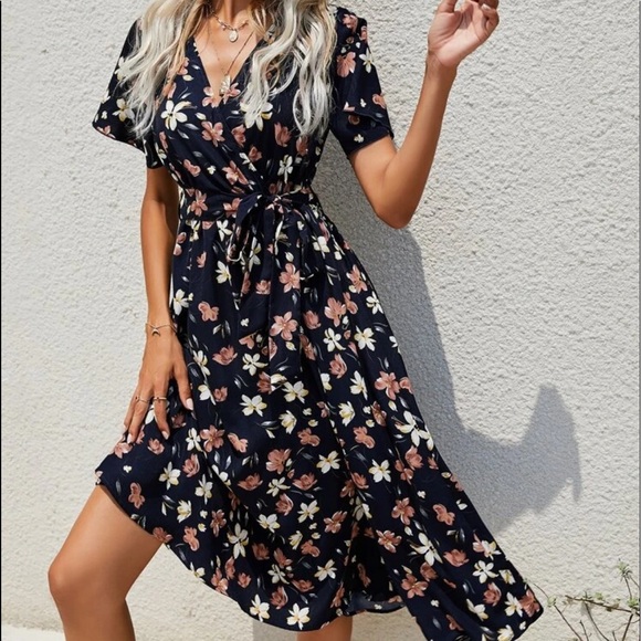 Boho floral flutter sleeve belted A line dress - Picture 5 of 16